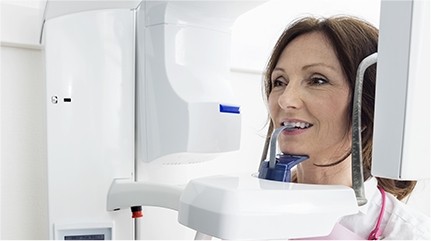 Woman receiving 3D CT scan